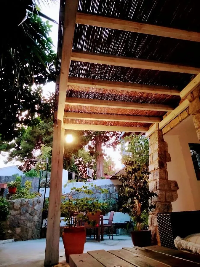 Hostal Boutique Los Geranios Del Pinar 토레몰리노스 게스트하우스