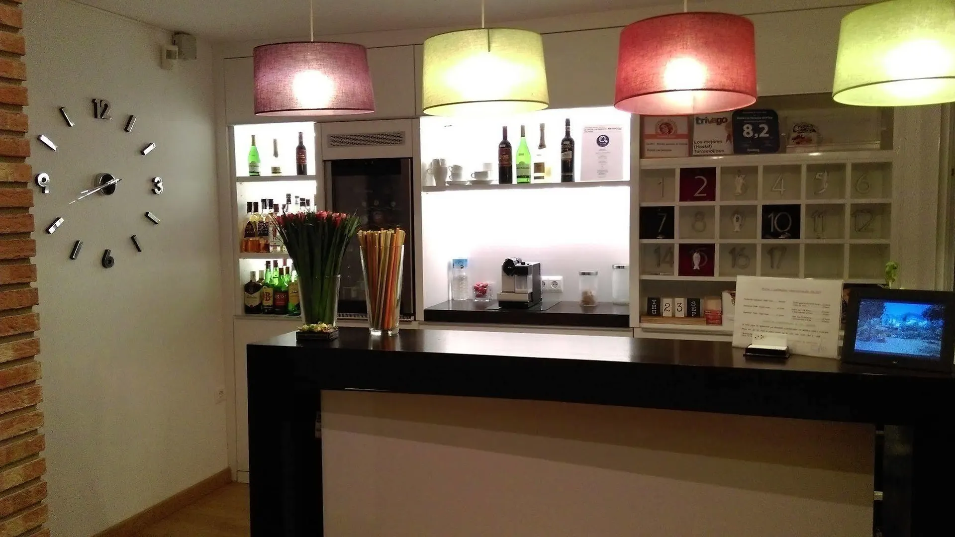 Hostal Boutique Los Geranios Del Pinar 토레몰리노스 0*,  스페인